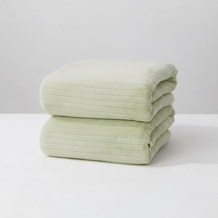 Grote, luxe badhanddoeken set van microvezel; zacht, sneldrogend en ultra-absorberend voor optimaal comfort.