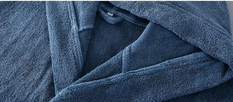 Comfortabele extra lange herenbadjas WarmteMax, warm en zacht. Ideaal als winterbadjas of ochtendjas voor mannen.