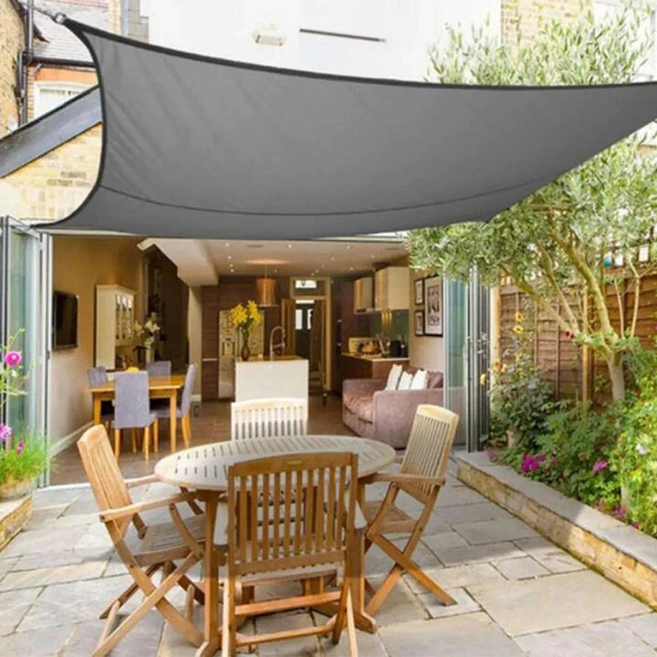 Waterafstotend en UV-werend schaduwdoek voor optimale zonwering. Luxe tuindoek, perfect voor tuin & terras.