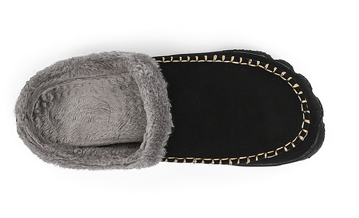 Bruine luxe heren pantoffels, zacht en comfortabel. Antislip sloffen voor warme voeten thuis.