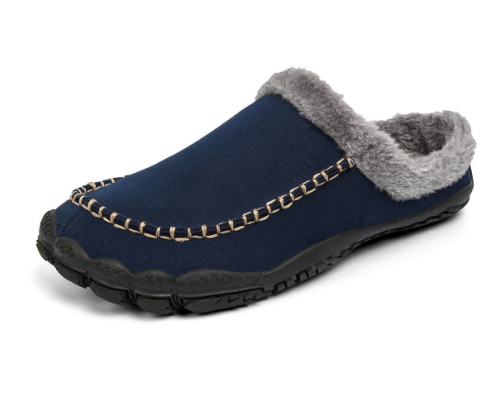 Stijlvolle heren pantoffels in grijs, luxe design. Comfortabele binnenhuis schoenen voor elke man.