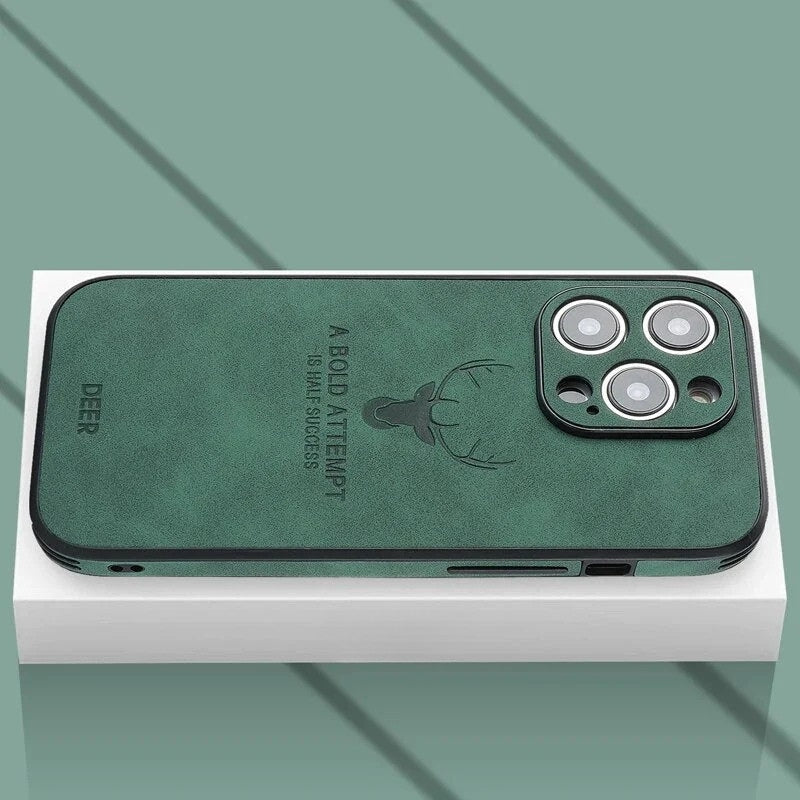 Premium hertenleren iPhone hoes met valbescherming en elegante uitstraling.