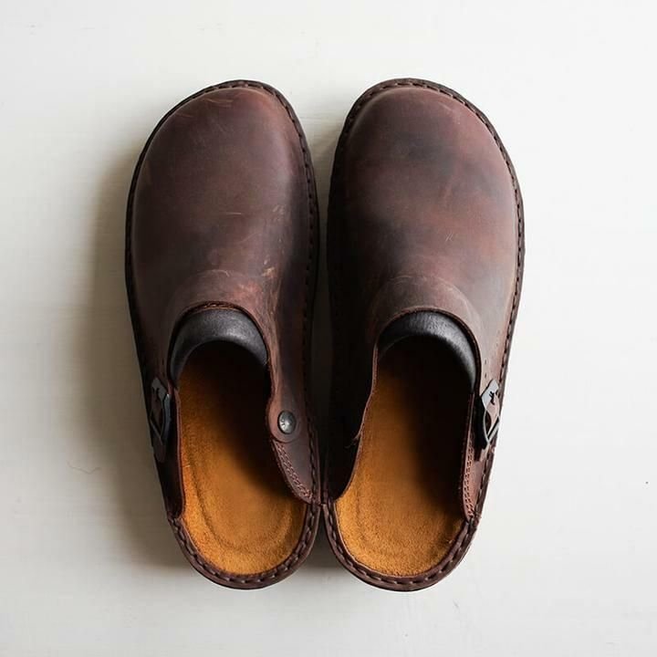 Luxe lederen herenslipper Elias, stijlvol en comfortabel voor zomerse dagen.