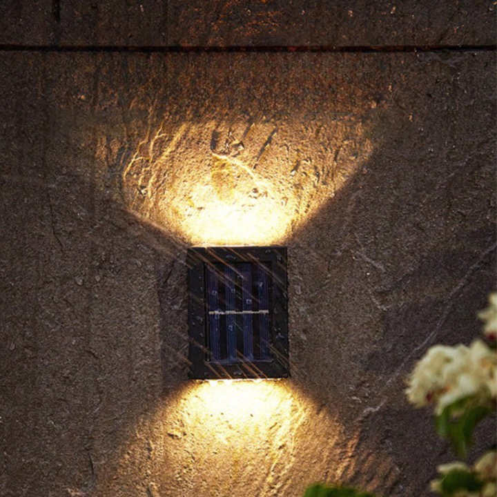 Stijlvolle SolarGlow draadloze LED buitenverlichting voor tuin en terras; energiezuinige en duurzame oplossing.