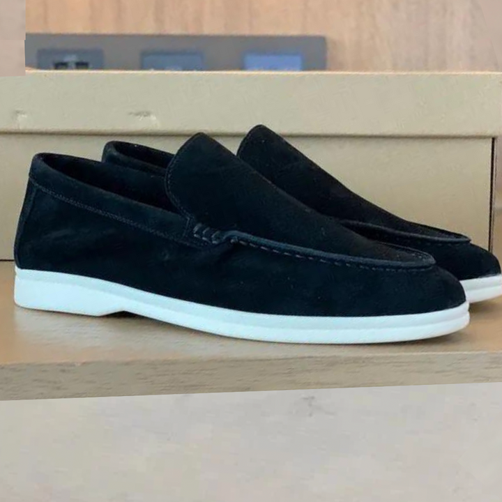 Elegante heren loafers Arthur van luxe suède. Deze comfortabele instappers zijn perfect voor een verfijnde look.