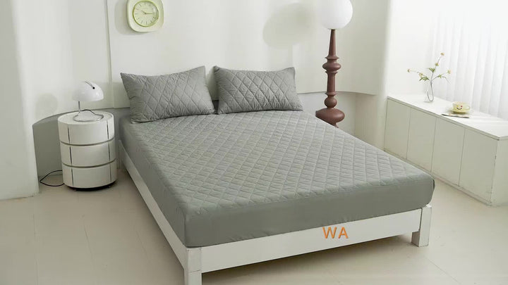 Een must-have voor elk seizoen: ademende, waterdichte matrasbeschermer met gewatteerd comfort.