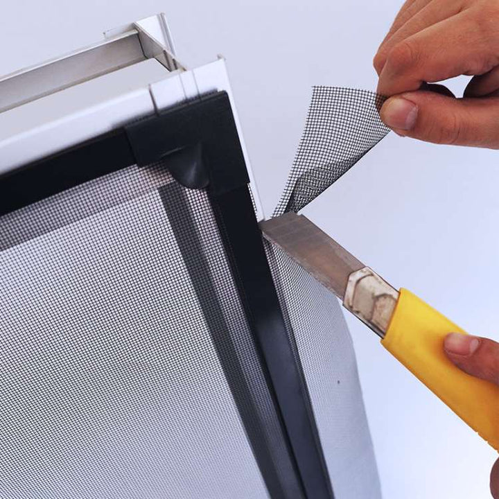 Effectief magnetisch insectennet voor ramen; houdt muggen en ander ongedierte buiten, uw woning blijft beschermd.