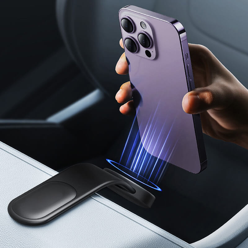 Compacte magnetische smartphonehouder voor dashboard; laadt je telefoon draadloos op tijdens het rijden.