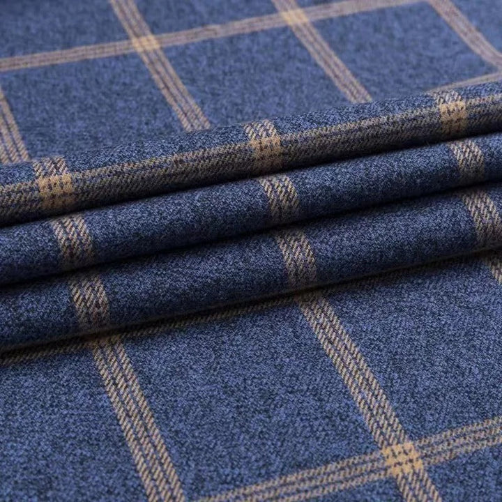 Heren overhemd met opvallend geruit design, lange mouw, combineert comfort met een modieuze en casual uitstraling.