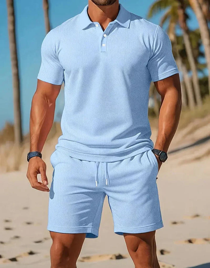 Heren tweedelige casual set in relaxte pasvorm. Ademende shorts en top met korte mouwen voor ultiem comfort.