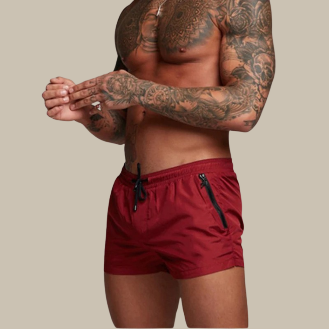 Sportieve mannen stretch zwembroek met perfecte pasvorm, sneldrogend, voor actief zwemmen en strandplezier.