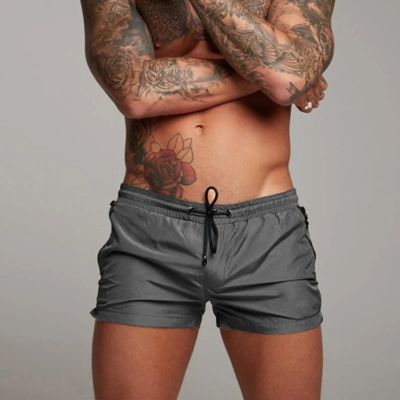 Stijlvolle heren zwemshort met stretch en sneldrogende eigenschappen, ideaal voor een comfortabele zomer.