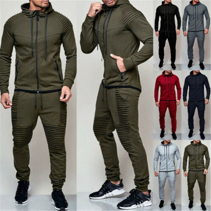 Comfortabel heren trainingspak, ideaal voor ontspanning. Complete set met zachte hoodie en bijpassende joggingbroek.