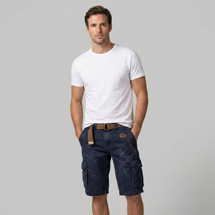 Mannencargo korte broek van katoen, comfortabel voor zomerse outdoor avonturen. Duurzame heren shorts.