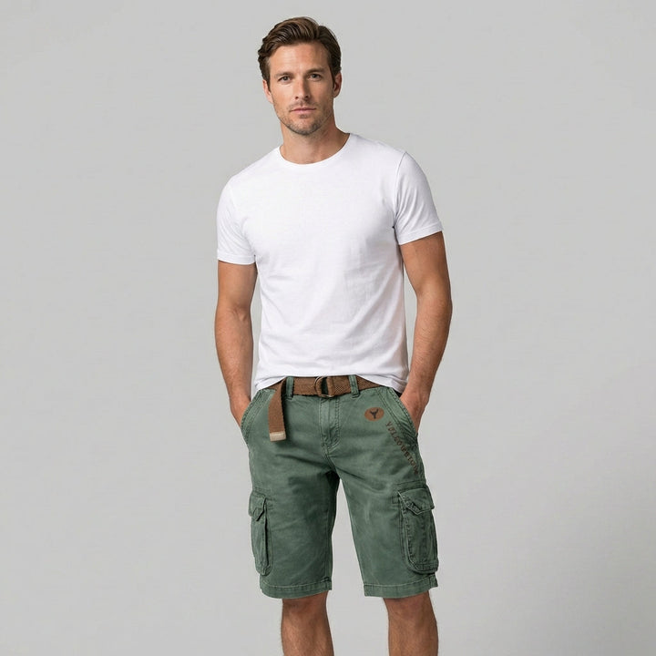 Stijlvolle heren cargo shorts, een essentiële korte broek voor mannen deze zomer. Casual en praktisch.
