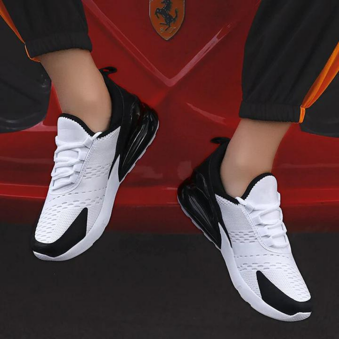 Sportieve Unisex Air Sneakers Max, zwarte veterschoen voor dagelijks gebruik, biedt comfort en stijl voor elke stap.