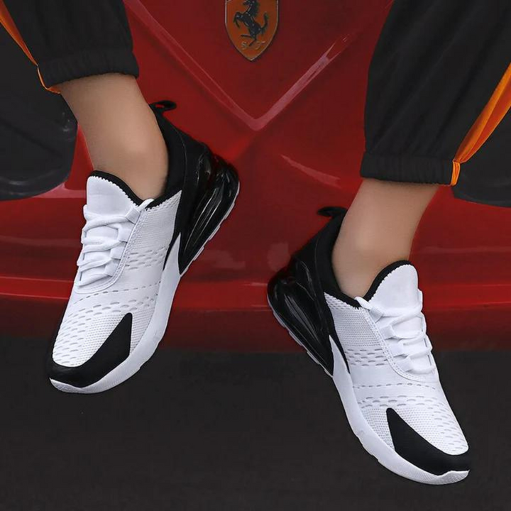 Sportieve Unisex Air Sneakers Max, zwarte veterschoen voor dagelijks gebruik, biedt comfort en stijl voor elke stap.
