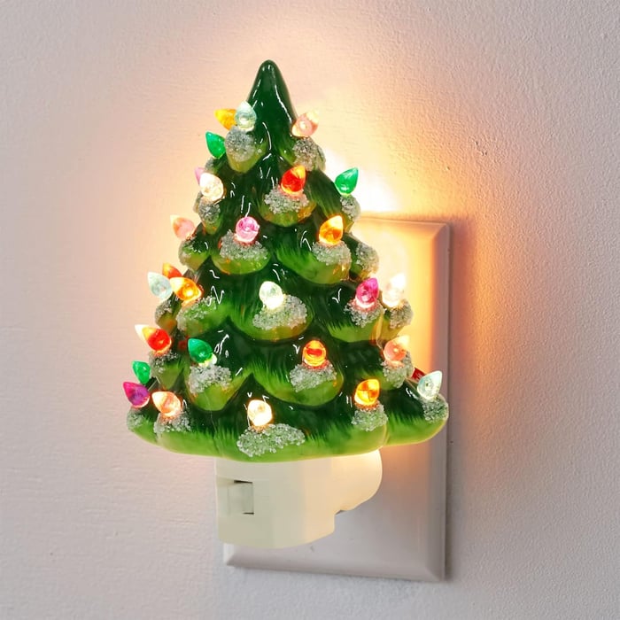 MerryGlo kerstboom nachtlampje, LED sfeerverlichting voor gezellige kerstdecoratie in huis of kinderkamer.