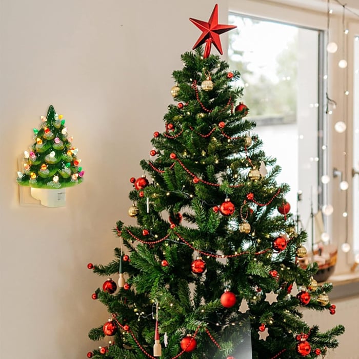 Modern LED kerstboom nachtlampje, energiezuinige sfeerverlichting voor kerstmis en woondecoratie.