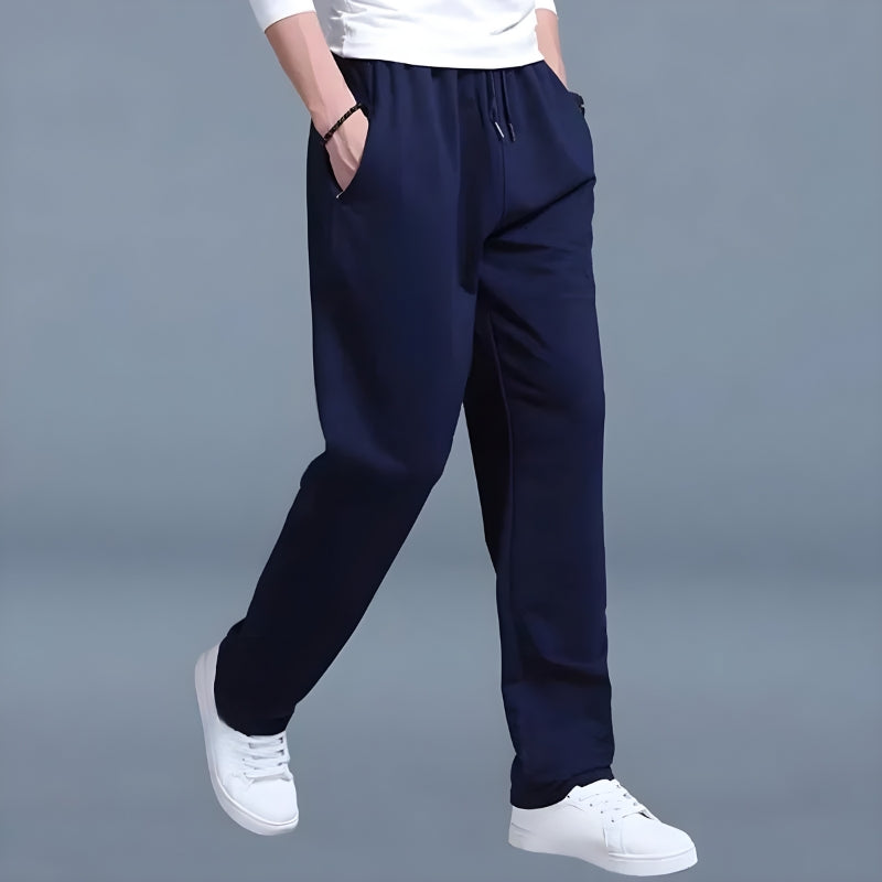 Zachte Mikael heren joggingbroek met relaxte pasvorm, perfect voor dagelijks gebruik en comfortabele vrije tijd.