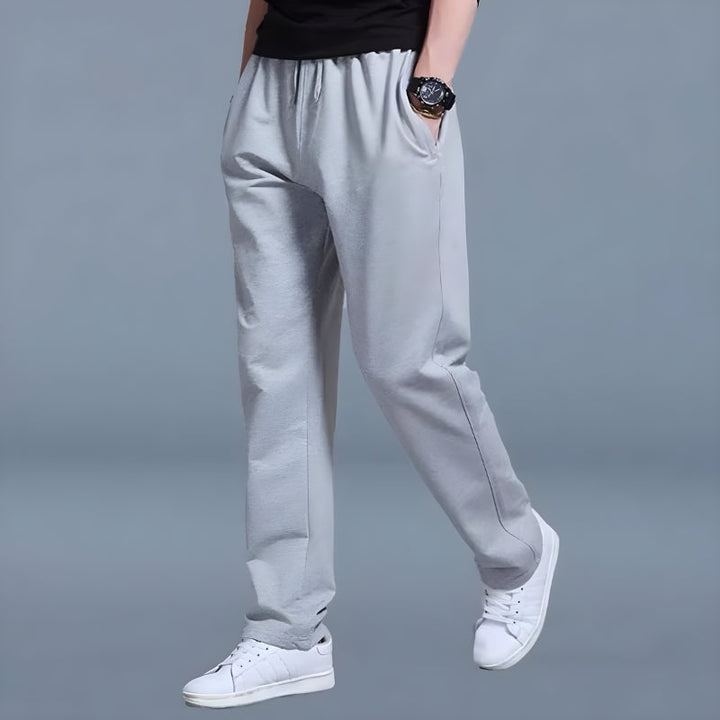 Stijlvolle Mikael heren joggingbroek met wijde pijpen, perfecte sportbroek of casual mode voor vrije tijd.