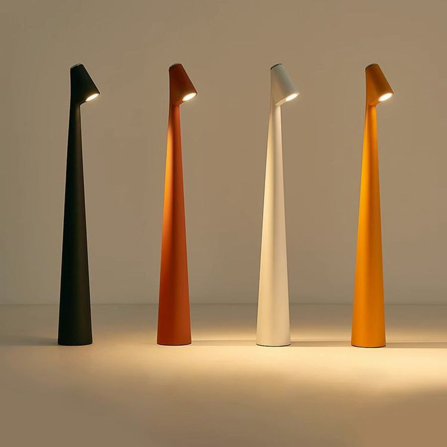 Minimalistische draadloze LED tafellamp NordicLite. Dimbaar sfeerlicht, USB oplaadbaar design voor modern interieur.