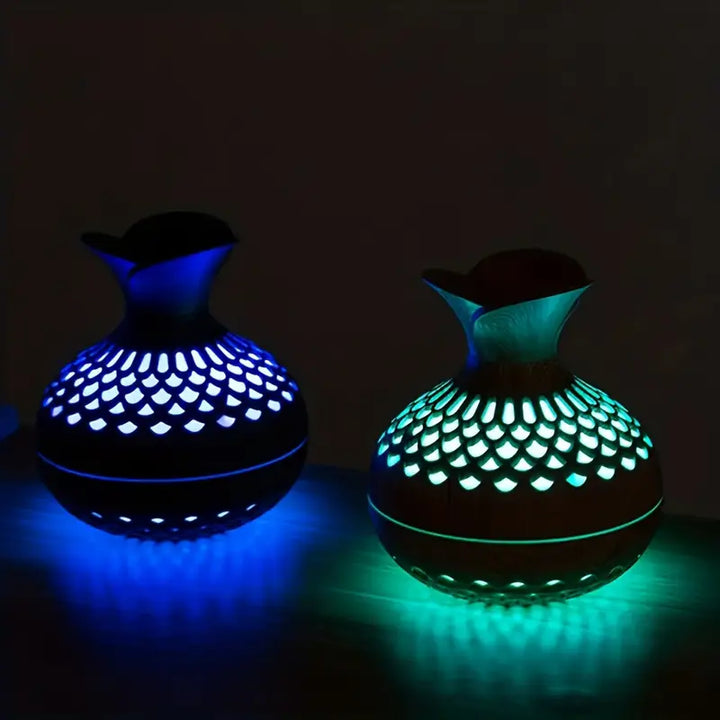 Modern design AromaBloom aroma diffuser, creëert een ontspannen sfeer met zacht sfeerlicht.