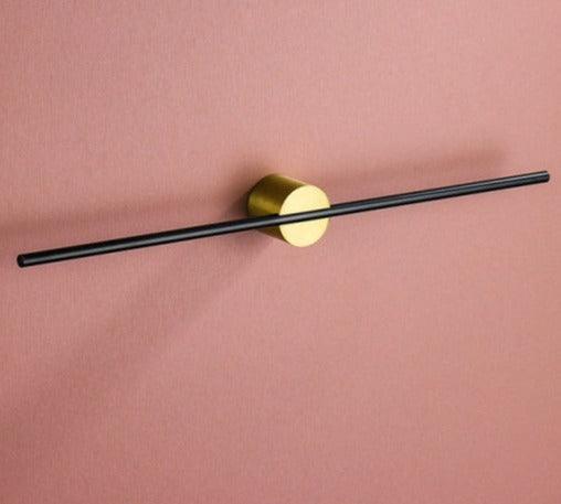 Stijlvolle, moderne handdoekhouder voor luxe badkamer, efficiënt opbergen.