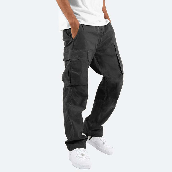 "Moderne heren cargo broek met cargozakken, comfortabele pasvorm, diverse kleuren, ideaal voor stijl en functionaliteit."