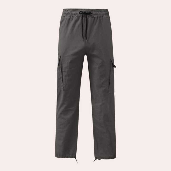 "Moderne heren cargo broek met cargozakken, comfortabele pasvorm, diverse kleuren, ideaal voor stijl en functionaliteit."