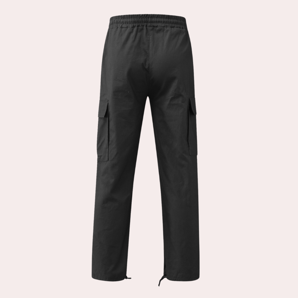 "Moderne heren cargo broek met cargozakken, comfortabele pasvorm, diverse kleuren, ideaal voor stijl en functionaliteit."