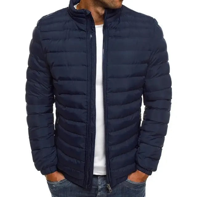 Lichte heren lentejas 'Lennart' met comfortabele opstaande kraag en rits. Stijlvolle casual mannenjas.