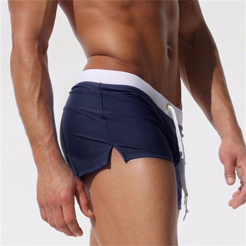 Stijlvolle heren zwemshort, ideaal voor zomerse warmte. Comfortabele waterkleding voor elke gelegenheid.