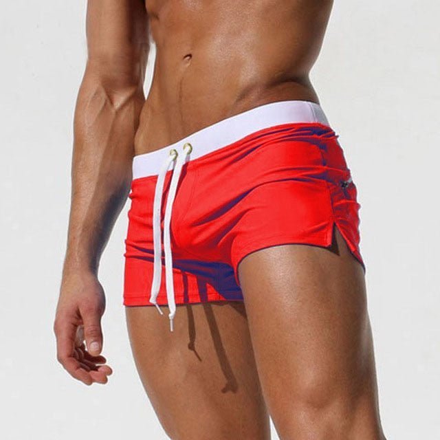 Casual badkleding voor heren, een trendy zwembroek voor zomerse gezelligheid. Comfortabel draaggemak.