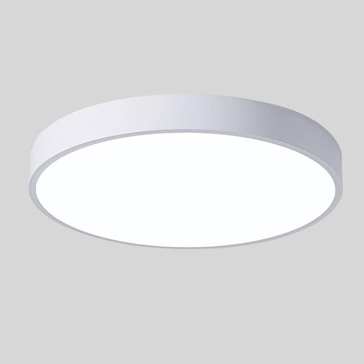 Trendy moderne Macaron plafondlamp met houten accent, essentiële Scandinavische LED verlichting.
