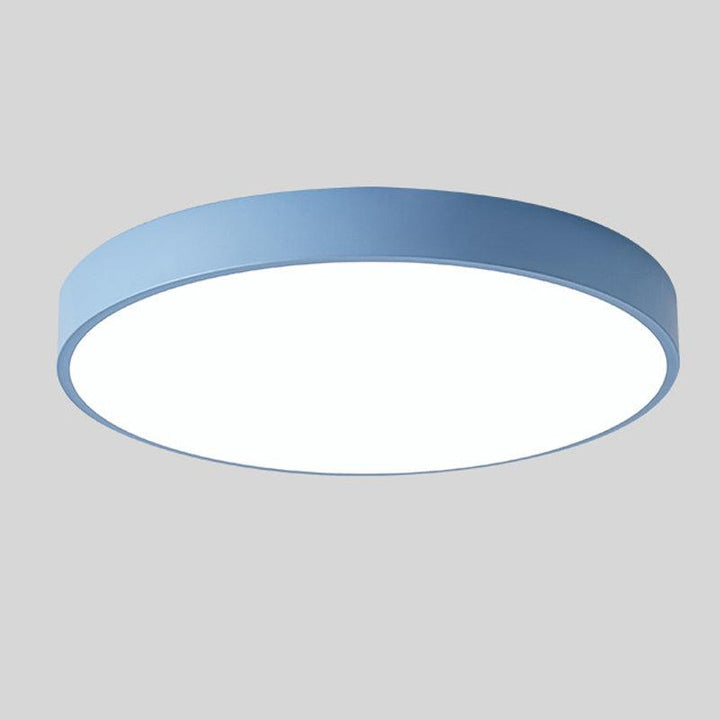 Zachte Macaron plafondlamp, rond design met hout en energiezuinige LED verlichting.