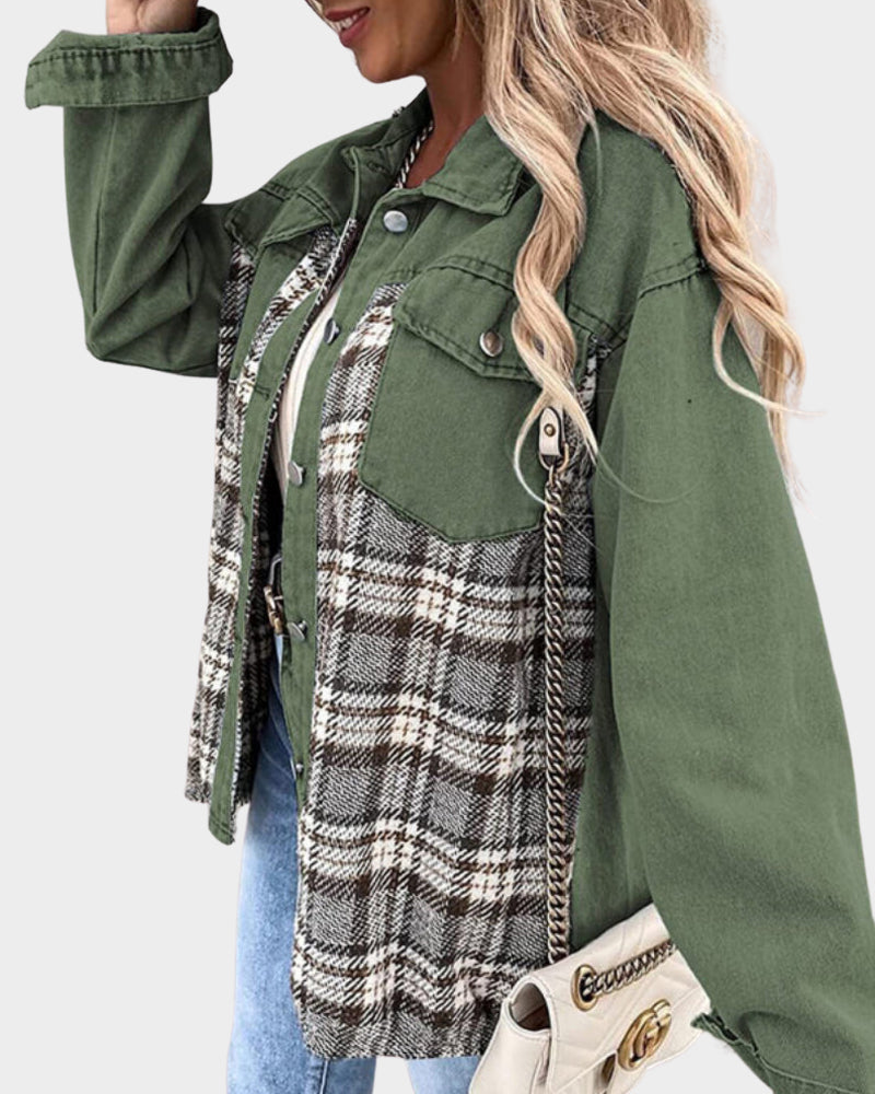 Tijdloos dames denimjack Amélie, een veelzijdige en comfortabele spijkerjas voor elke outfit en seizoen.