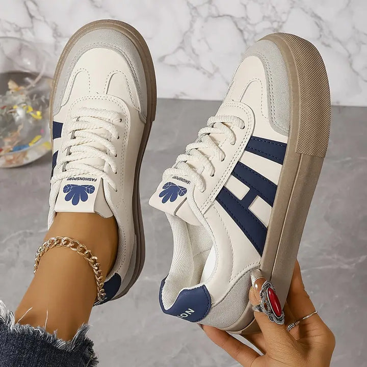 Modieuze dames plateau sneakers Talia. Trendy en comfortabele casual schoenen met chunky zool voor dagelijks gebruik.