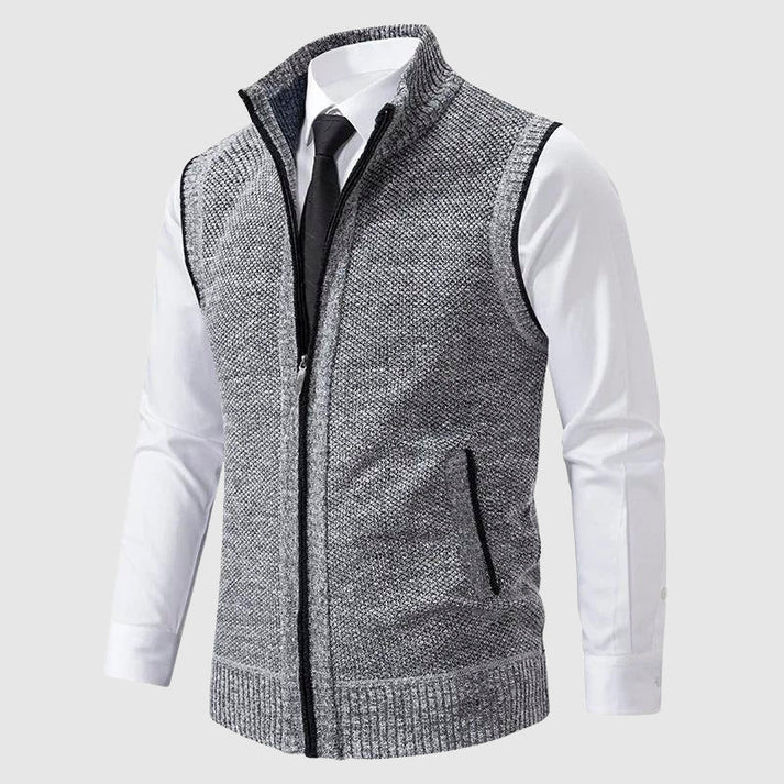 Mooi heren sweater vest met volledige rits, ideaal voor casual laagjes en comfort. Beschikbaar in diverse kleuren.