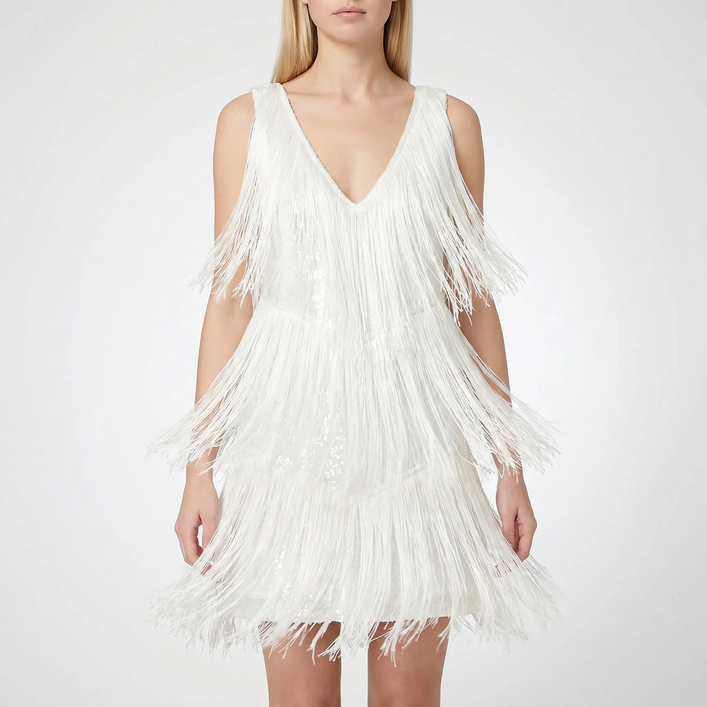 Glinsterende feestjurk voor dames met fringe details; ideaal als cocktailjurk of avondjurk voor uitgaan.