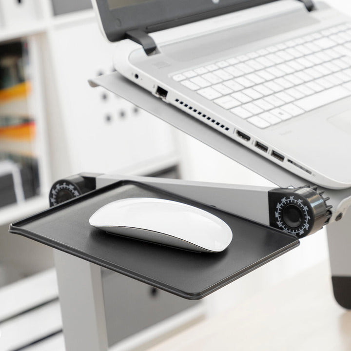 Ergonomische laptopstandaard verbetert luchtstroom en koeling, bevordert productiviteit en comfort tijdens thuiswerken.