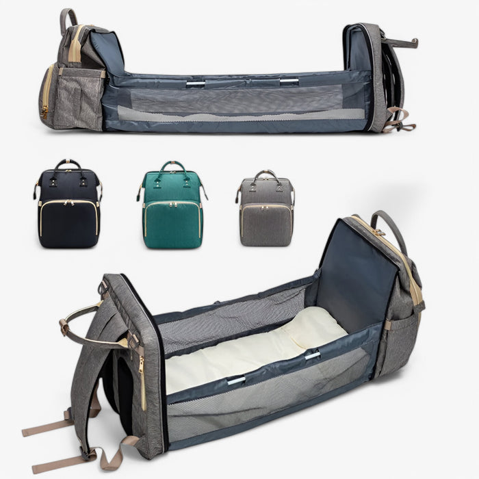 Handige Noëlle reistas met babybedje, ruime vakken voor alle babyaccessoires.