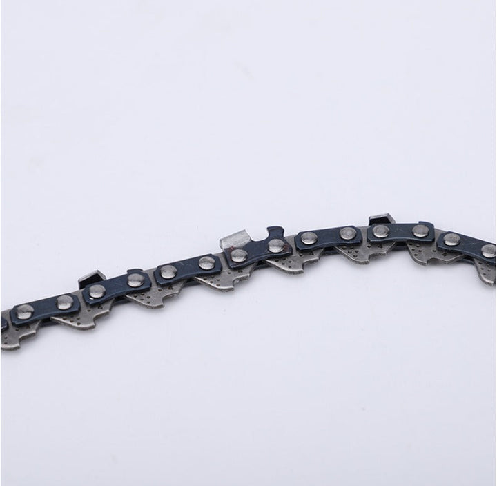 Reserveketting voor compacte kettingzaag, hoogwaardig gereedschap voor nauwkeurig snoeiwerk.