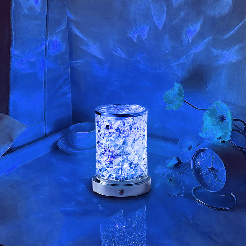 Oceaan golven projectorlamp als nachtlamp in slaapkamer, creëert kalme sfeer met LED licht en golf projectie.