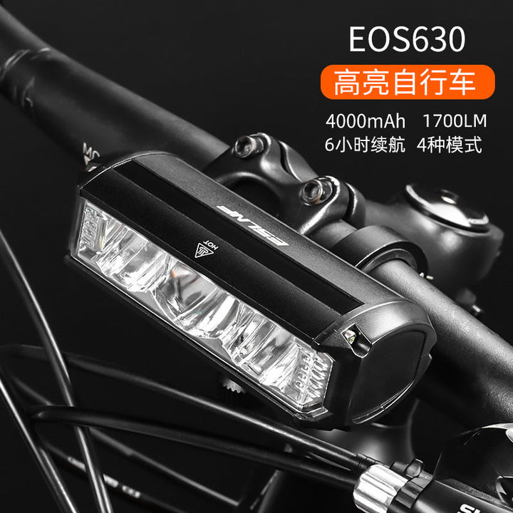 Verstelbare LED fietslamp, oplaadbaar en waterdicht. Essentieel fietsaccessoire voor elke fiets en rit.