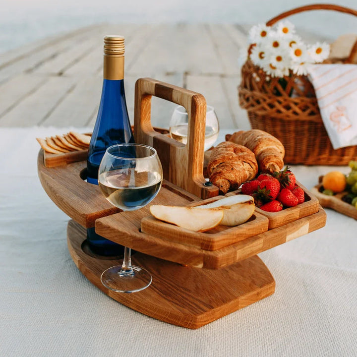 Draagbare houten picknicktafel, opvouwbaar voor gemakkelijk transport naar camping, terras of natuur.