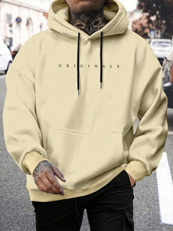 Heren hoodie met trendy letterprint, oversized pasvorm voor streetwear look.