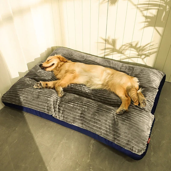 Orthopedisch hondenkussen SnuggleRest met afneembare hoes voor optimaal comfort en ondersteuning voor je huisdier.