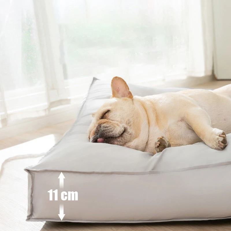 Detail van het FlexiRest orthopedisch hondenkussen met dik traagschuim voor maximaal comfort.