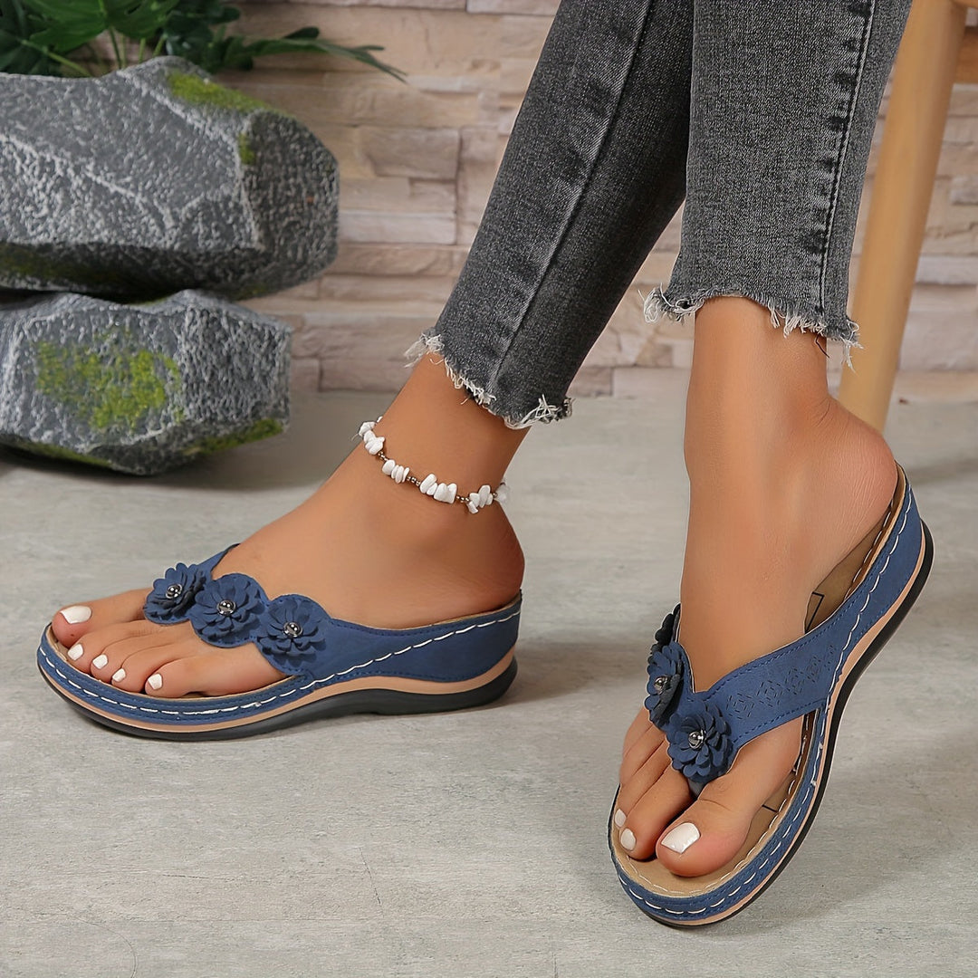 Orthopedische dames sandalen voor dagelijks gebruik, comfortabel, stijlvol en met goede voetondersteuning.